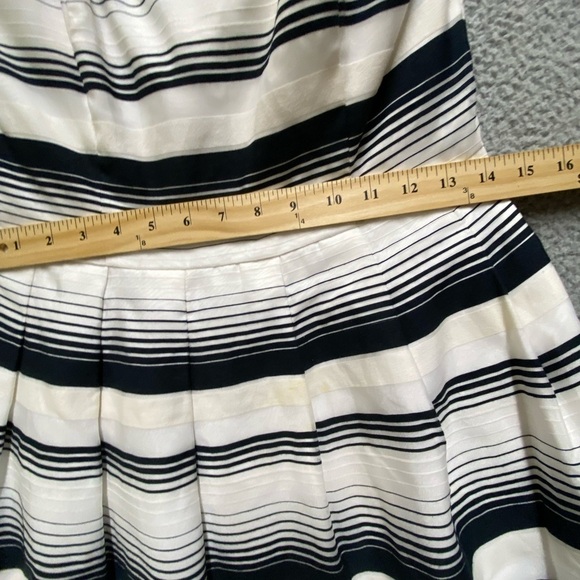 White House Black Market Dress Womens 6 White Black Striped Strapless Lined - Picture 7 of 12